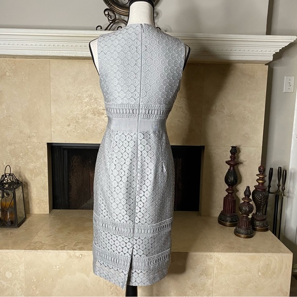 Antonio Melani Grey Eyelet lace overlay mid length sleeveless dress Size 2 - Picture 5 of 16